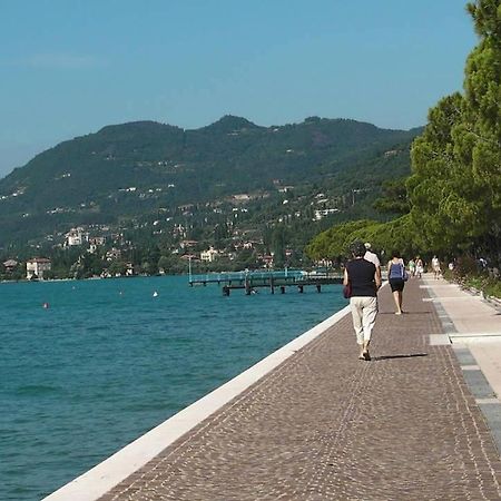 Appartamento Lido 'With Parking Space Included' Toscolano Maderno Exterior photo