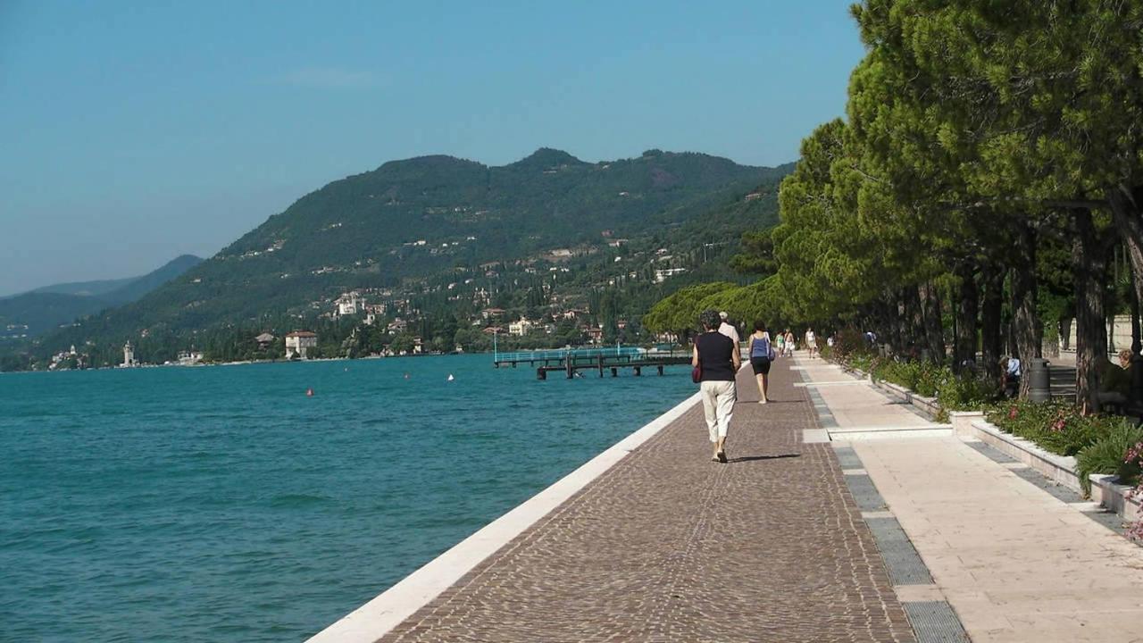 Appartamento Lido 'With Parking Space Included' Toscolano Maderno Exterior photo